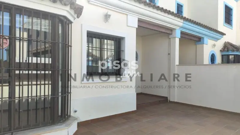Casa en Jaramar con Piscina Privada Cerca de la Playa