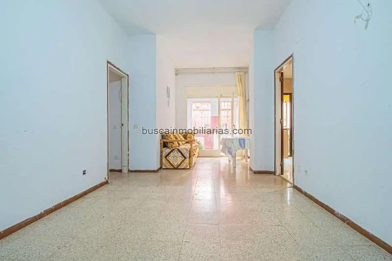 Piso amplio en Figueres con 4 habitaciones