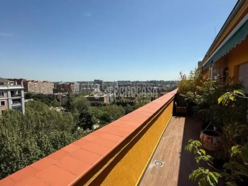 Atico en venta Madrid Nino Jesus con vistas al Retiro