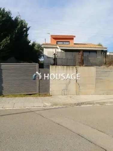 Chalet en Linars del Valles 3 dormitorios 272m2