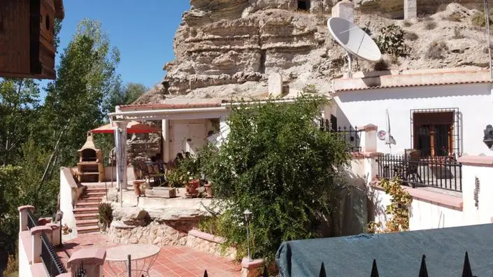 2 Casas Cueva Reformadas 6 Dormitorios Gran Jardin Castillejar Granada
