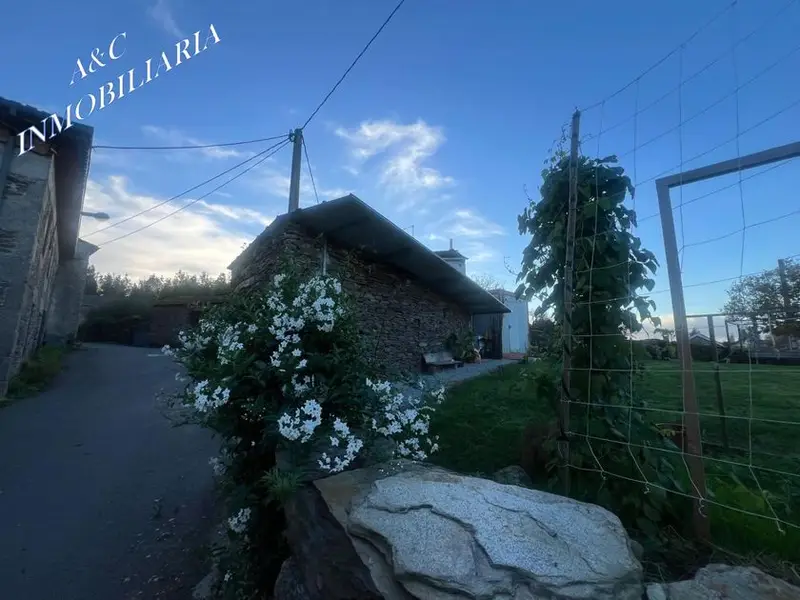 venta Chalet en Lugo, Lugo Provincia (3748)- Globaliza