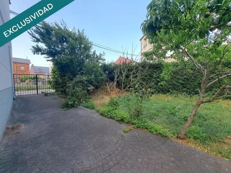 Casa en Venta Cuatro Vientos Ponferrada Jardin Garaje Reformada