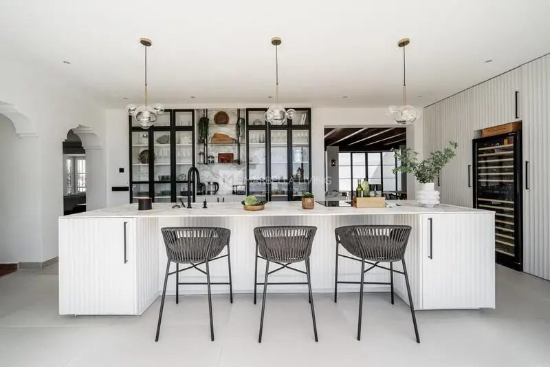 Villa de 4 Dormitorios en Venta Benahavis Malaga