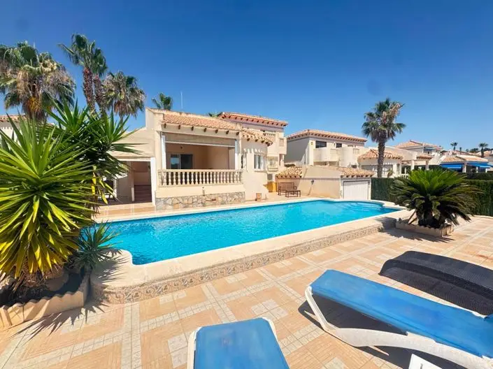 Villa 3 Dormitorios Las Ramblas Golf