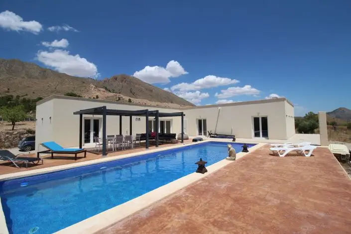 Villa 4 Dormitorios Vistas Montaña Piscina Hondón