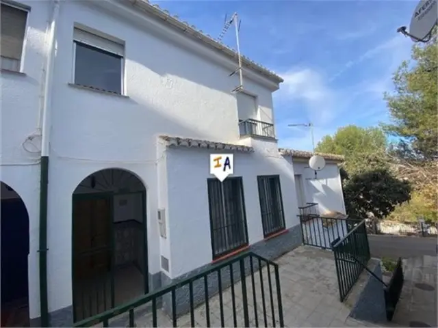 Adosado de 3 Dormitorios en venta Montefrío, España