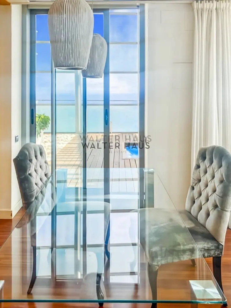 Atico de Lujo en Diagonal Mar con Piscina Privada