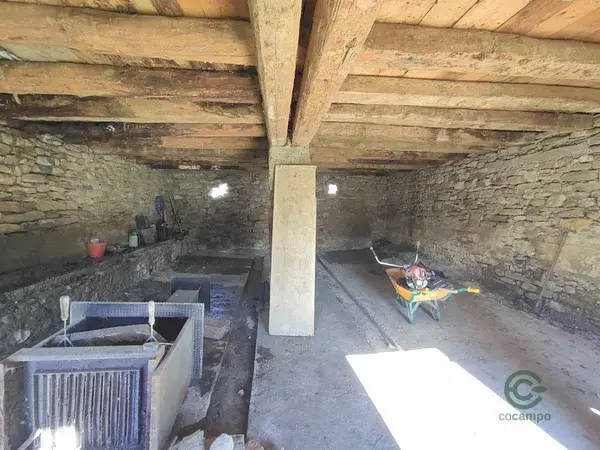 Pajar con Proyecto Aprobado en Fiscal Huesca