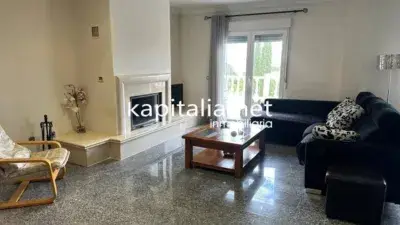 Casa en Venta en L'Olleria Chalet 4 Dormitorios 2 Baños