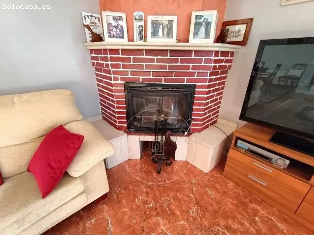 Chalet con Piscina y 5 Dormitorios en Lloret de Mar