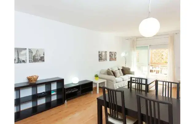 Alquiler Apartamento 4 Dormitorios Barcelona