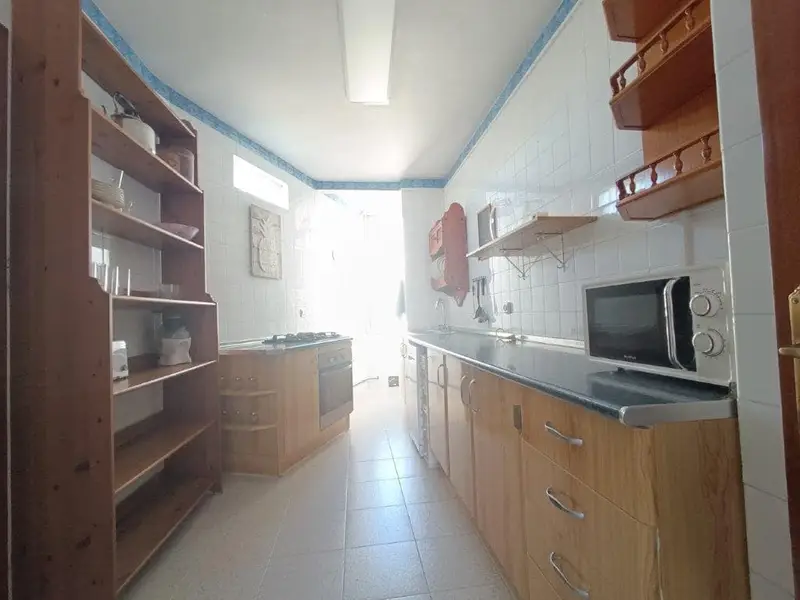 Alquiler piso estudiantes 4 dormitorios 2 baños Málaga Centro
