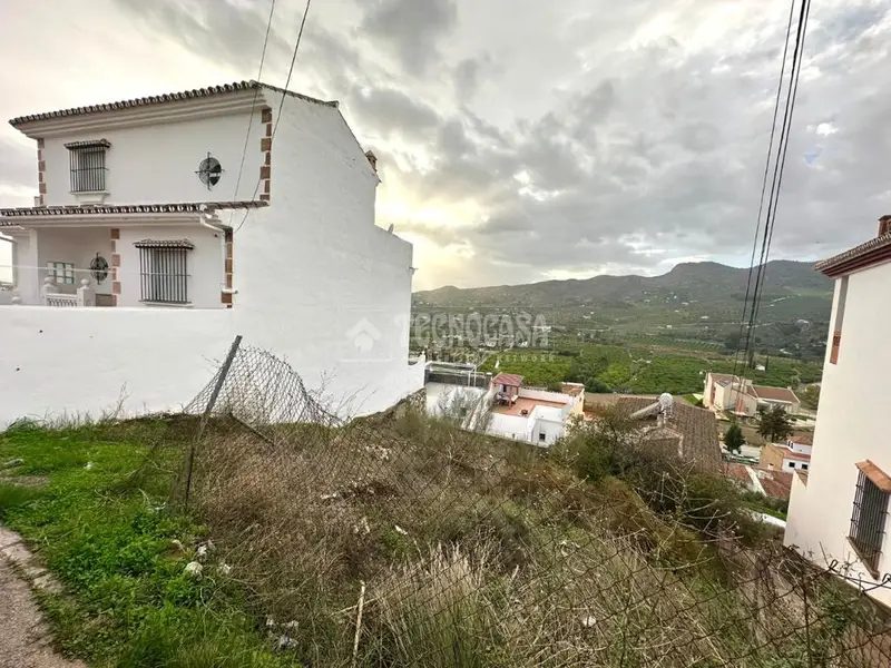 Terrenos en venta en Álora