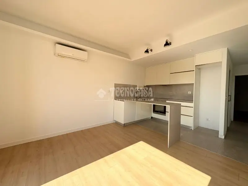 Atico en venta en Eixample reformado con terraza