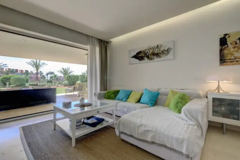 Apartamento Moderno en Ribera del Marlin con Piscina y Gimnasio