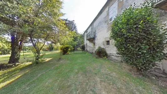 Pazo en venta en Galicia con 9 habitaciones y 2,5 hectáreas