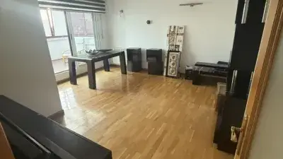 Ático en Venta en Cistérniga con Terrazas y Garaje