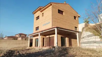 Chalet en venta en Paniza