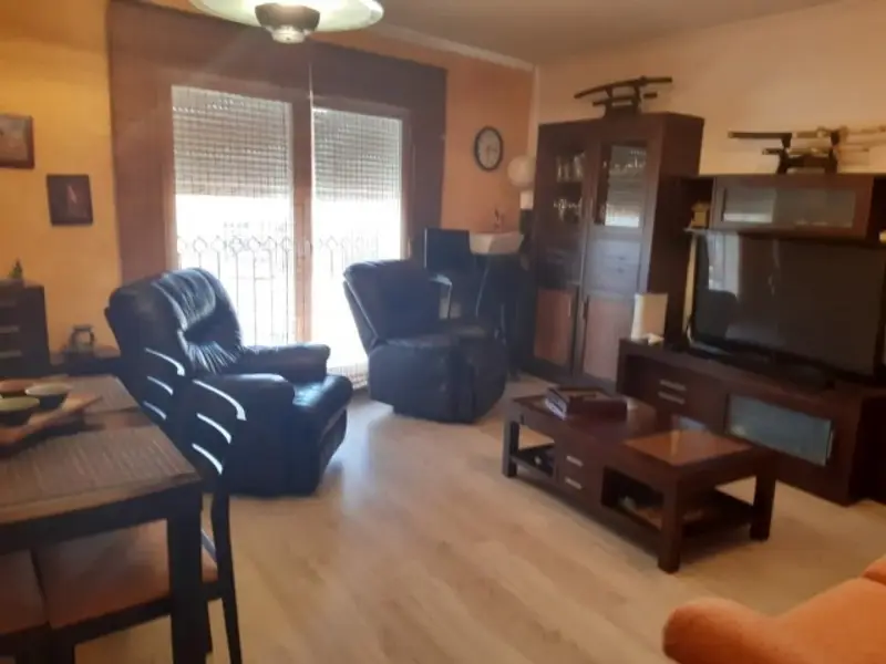 Adosado 180m2 Monóvar Solárium 3 Dormitorios