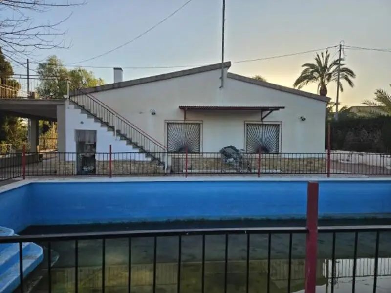 Casa de Campo en Novelda 3 Dormitorios Piscina Privada