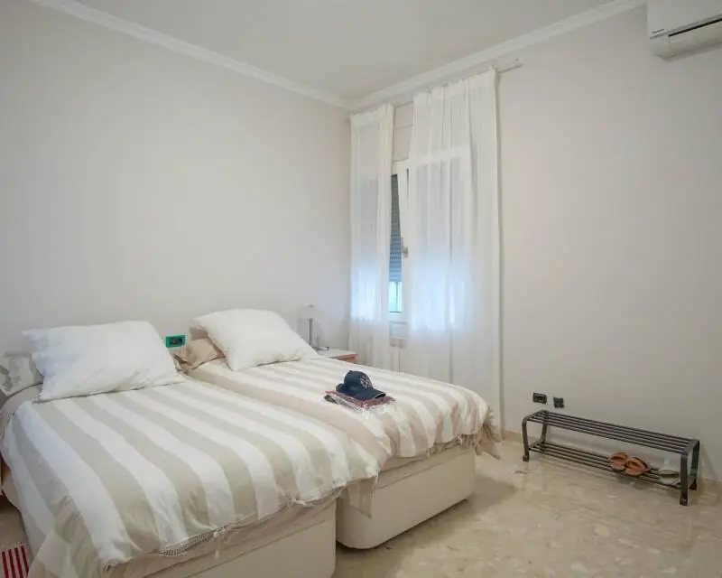 Villa de Lujo en Las Rotas Denia con Piscina y Vistas al Mar