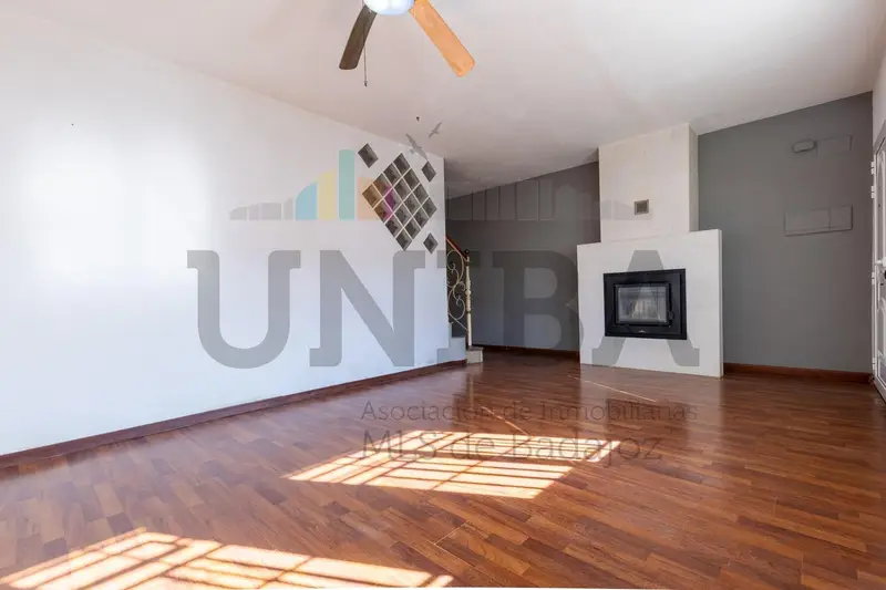 Venta Adosado con Chimenea en Guadiana Golf Guadiana