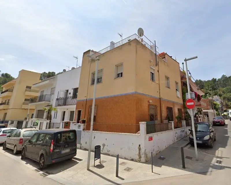 Piso 87m2 Gavà Calle Riu Fluvia