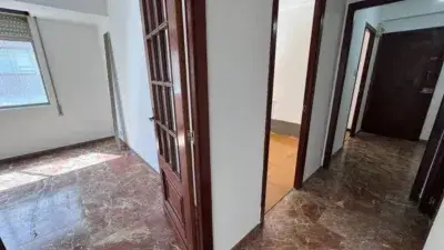 Alquiler Piso Porta Nova 4 Dormitorios 2 Banos 110m2