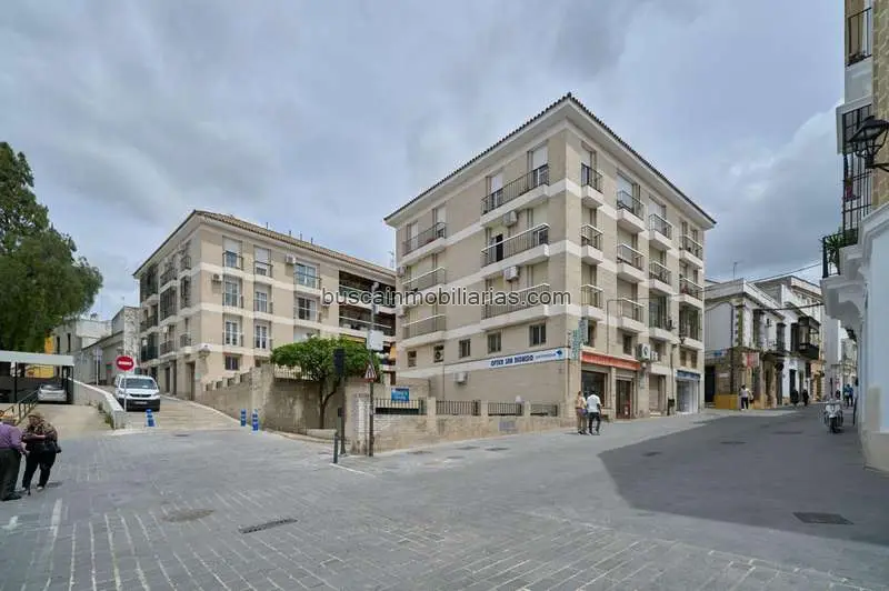 Piso en venta Jerez 4 dormitorios 2 baños garaje
