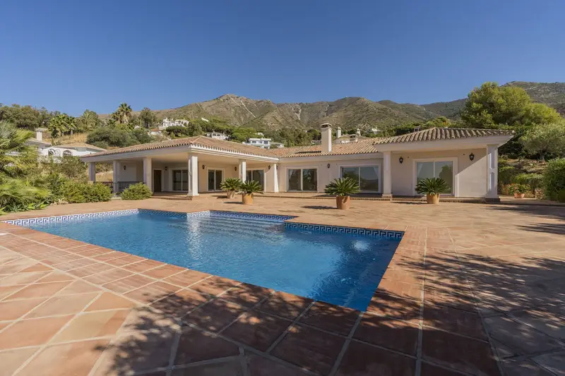 Casa Villa 5 Dormitorios Valtocado Mijas Costa del Sol