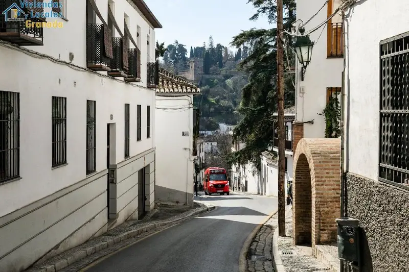 Solar Urbanizable en Albaicín Granada 284m2 Proyecto 3 Plantas