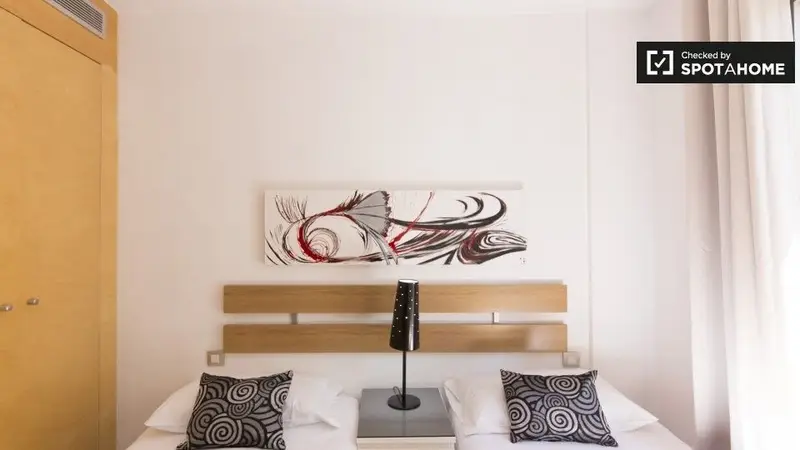 Apartamento en Madrid 2 dormitorios 1 ba
C3B1o