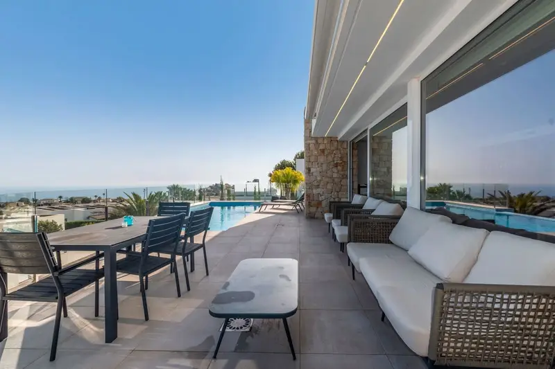 Chalet en alquiler en Benitachell / Benitatxell, Alicante