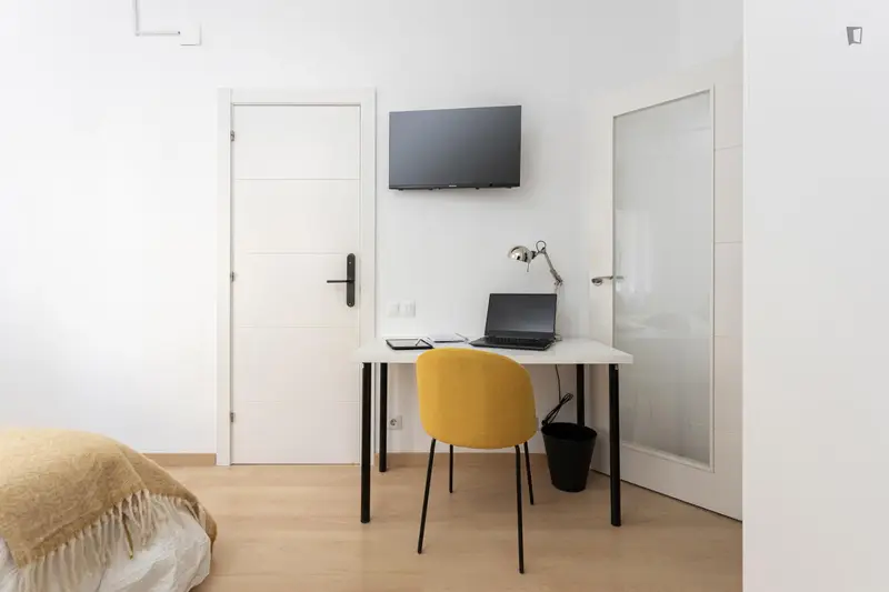 Coliving en Barcelona: Habitaciones Amuebladas con Servicios Incluidos