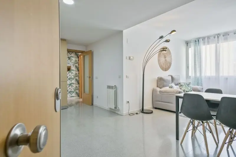 Apartamento 3 Dormitorios 1 Ba
																																																			
																																																			
																																																			
																																																			
																																																			
																																																			
																																																			
																																																			
																																																			 Alquiler Barcelona
