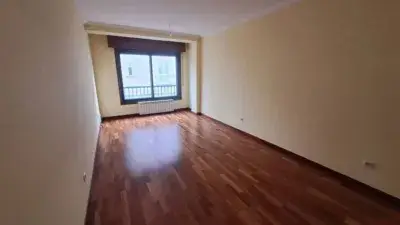 Piso en Venta A Guarda 3 Dormitorios 2 Banos Terraza 135m2