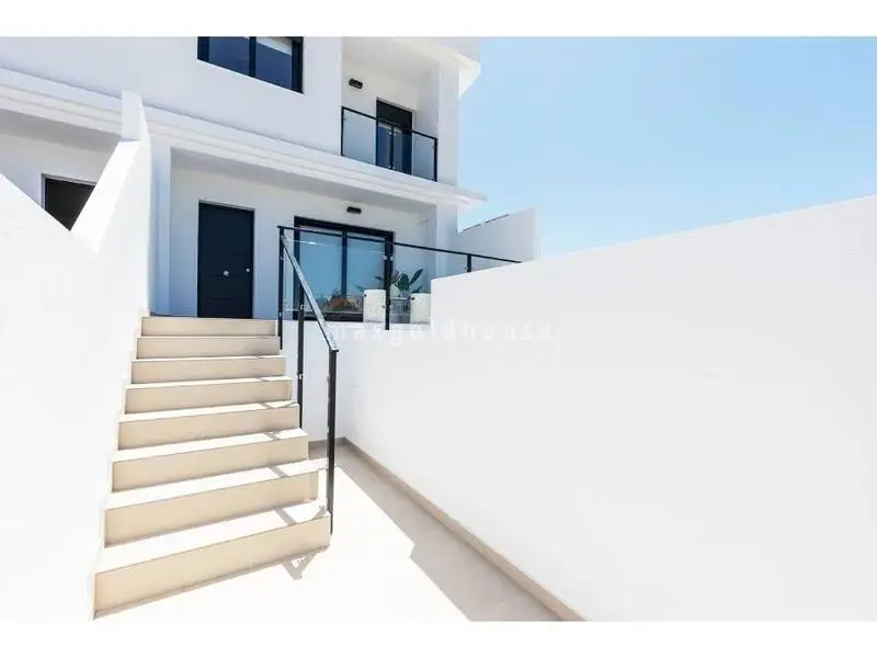 4 Cuarto Adosado en venta
Rafal, Alicante