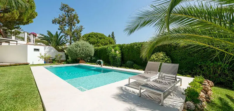 Villa Moderna 2 Dormitorios Benahavis Malaga