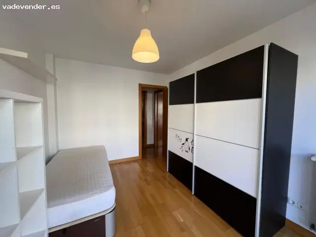 Piso Reformado en Buztintxuri Pamplona 2 Dormitorios Garaje