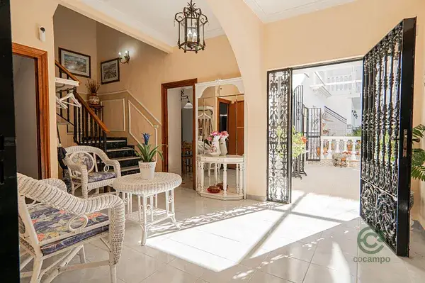 Casa con Jardin y Piscina en el Centro Historico de Velez Malaga