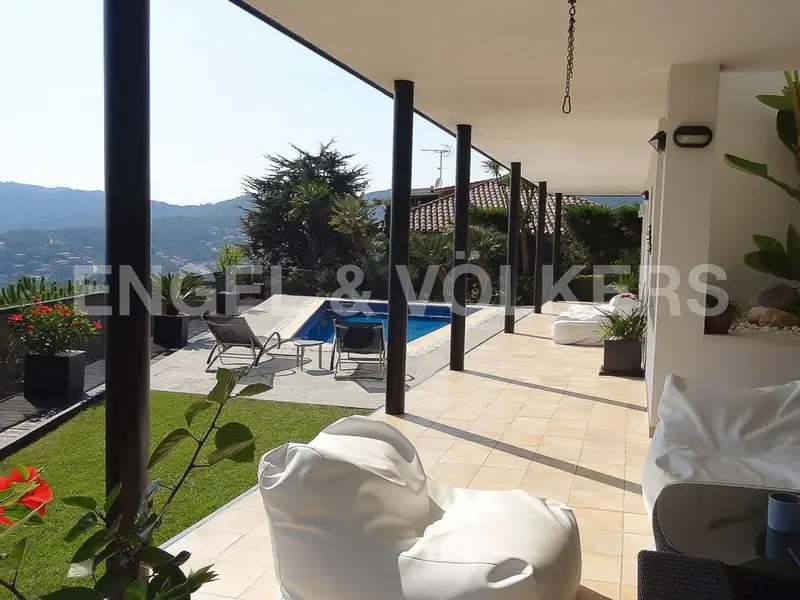 Chalet con Vistas al Mar en Cabrils
