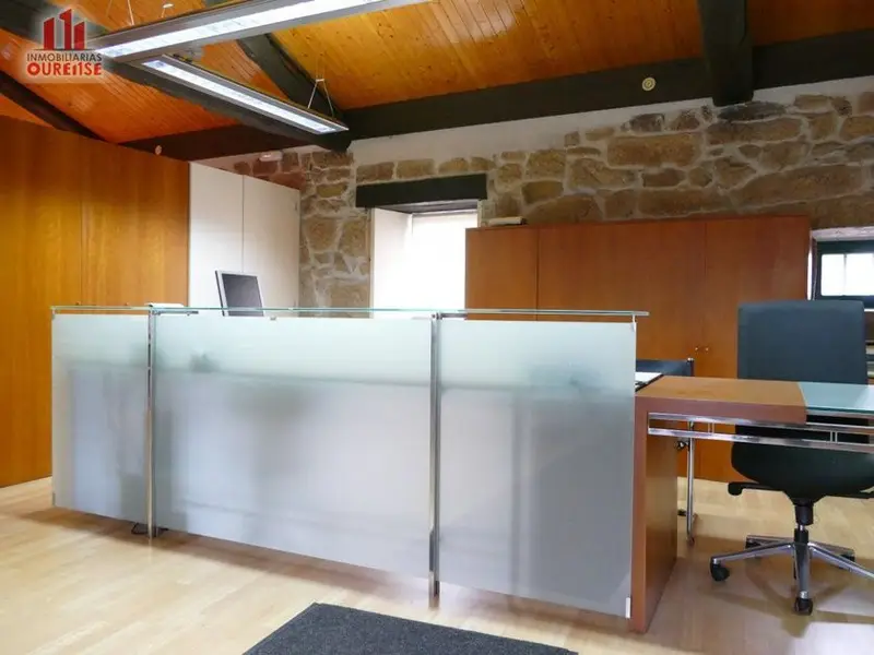 Alquiler Oficina Diseño Ourense 100m2 Mobiliario Incluido