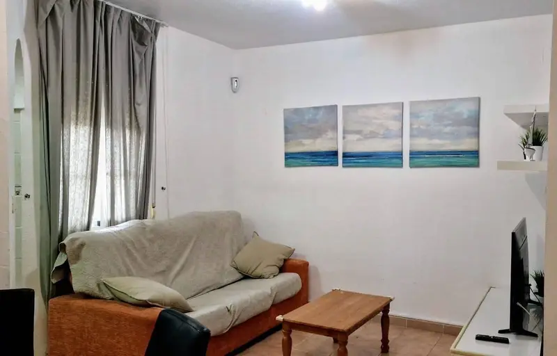 Ático en Alquiler Torrevieja Solárium Privado Piscina Comunitaria