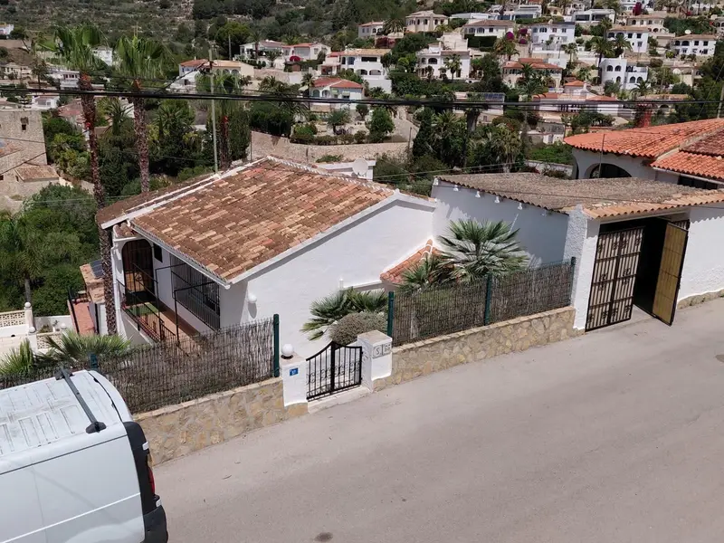 Chalet en Benissa con Piscina Privada y Garaje