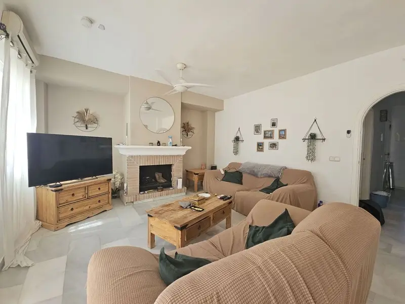 Casa en Venta Atalaya Estepona 3 Dormitorios Piscina Vistas al Mar