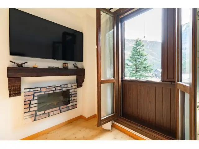Apartamento Encantador en Canfranc Ideal para Naturaleza y Esqui