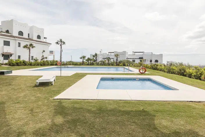 Atico 3 Dormitorios en Complejo Residencial con Piscina