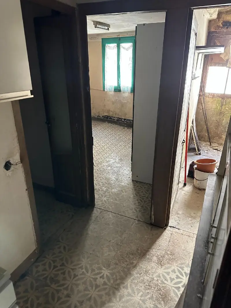 Venta Casa a Estrenar Centro Igualada 5 Pisos Local Parking
