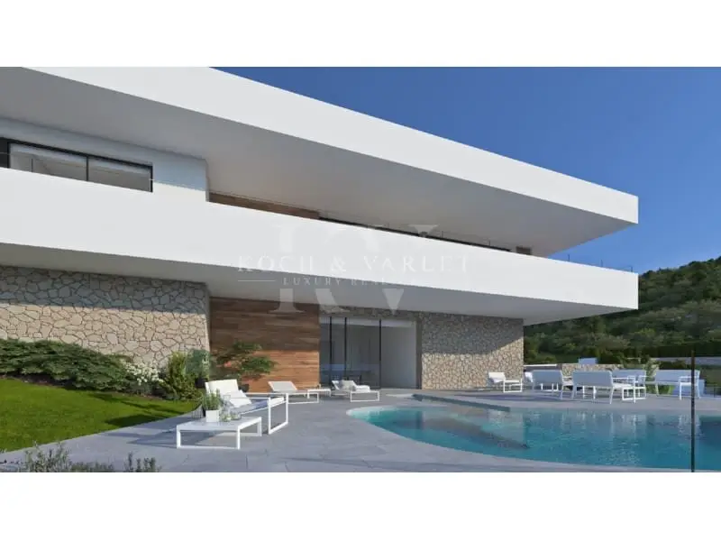 Chalet de Lujo en Cumbre del Sol con Vistas al Mar